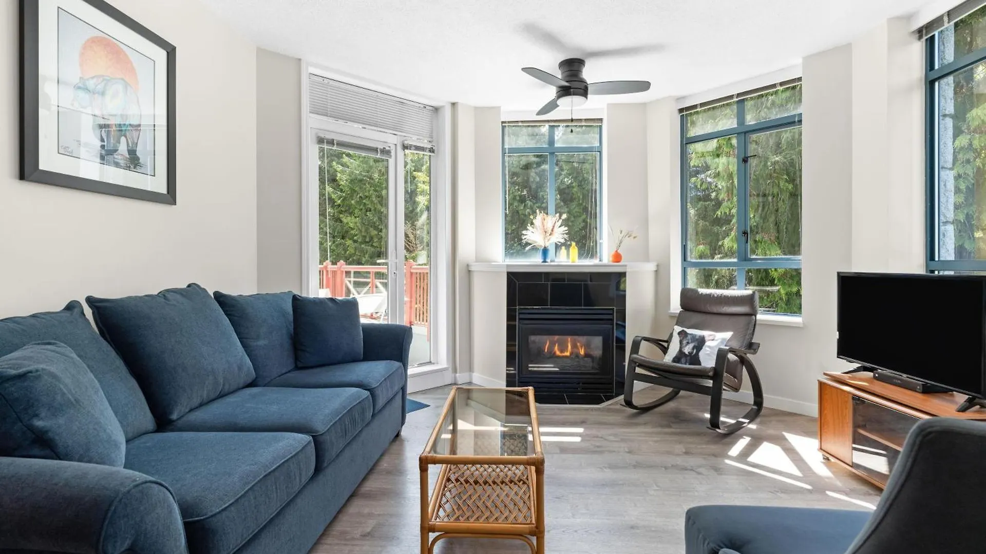 Alpenglow Lodge Bear Wonder One Bedroom By Mva Whistler Holiday home